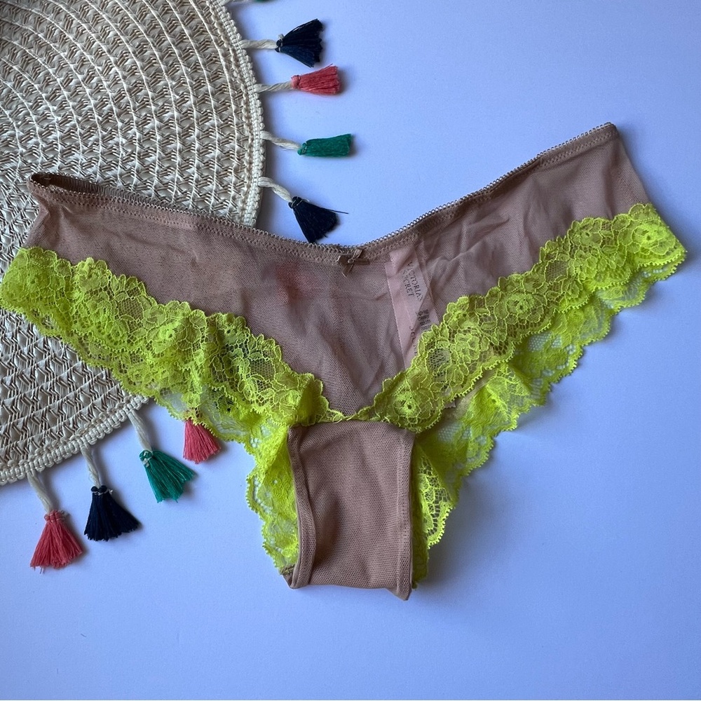 Victoria's Secret Very Sexy Mesh Lace-Trim High-Leg Cheeky Panty Praline S NEW